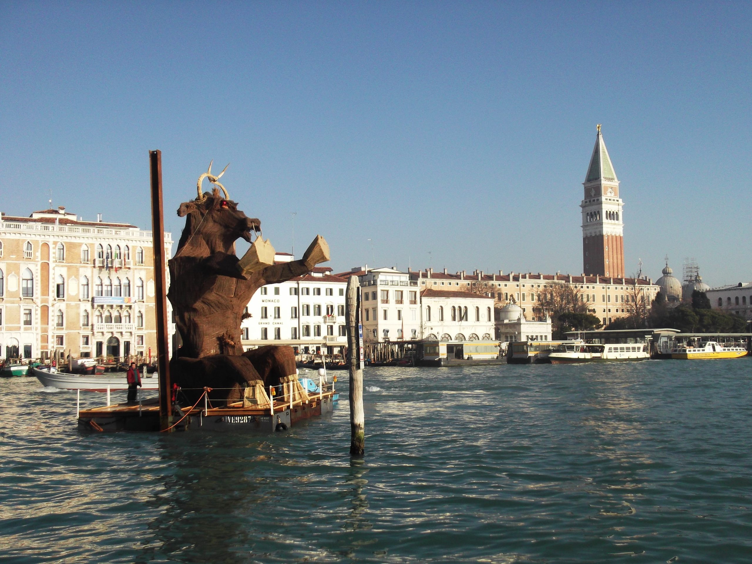 Venice, Punta della Dogana, 2012. Fire sculpture created by Guerrino Lovato’s team for the Venice Carnival called the ‘Colossal Bull’. Digitized for Mondonovo Maschere